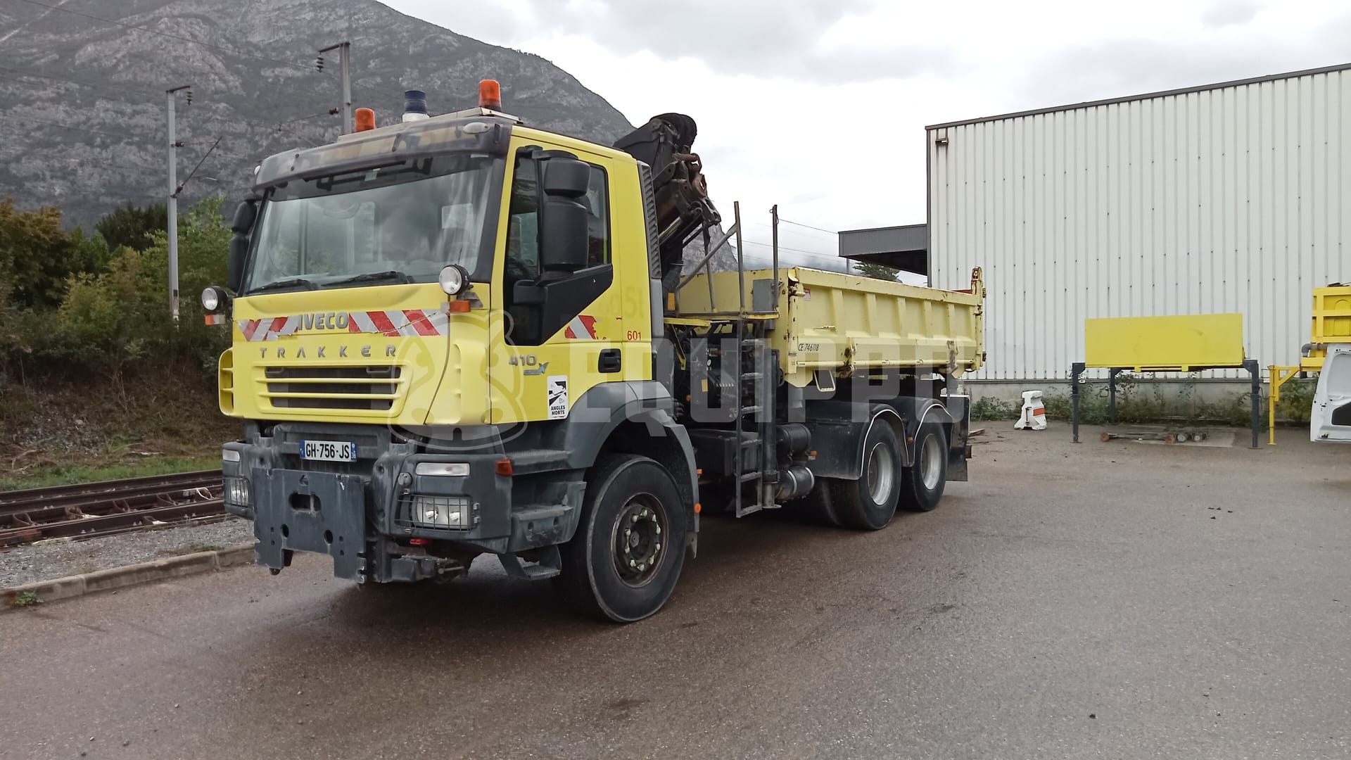Iveco 6X4 grue tri-benne - - Used Crane Truck
