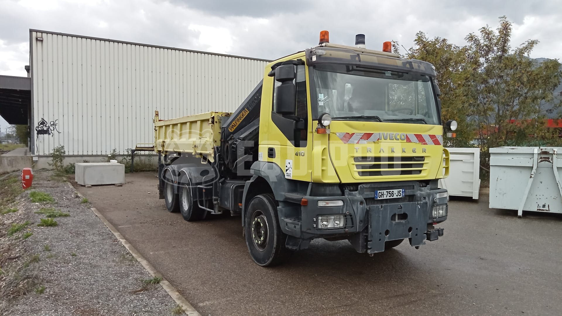 Iveco 6X4 grue tri-benne - - Used Crane Truck