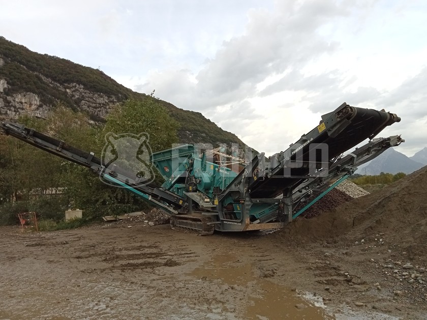 Powerscreen WARRIOR 800 - - Used Screen