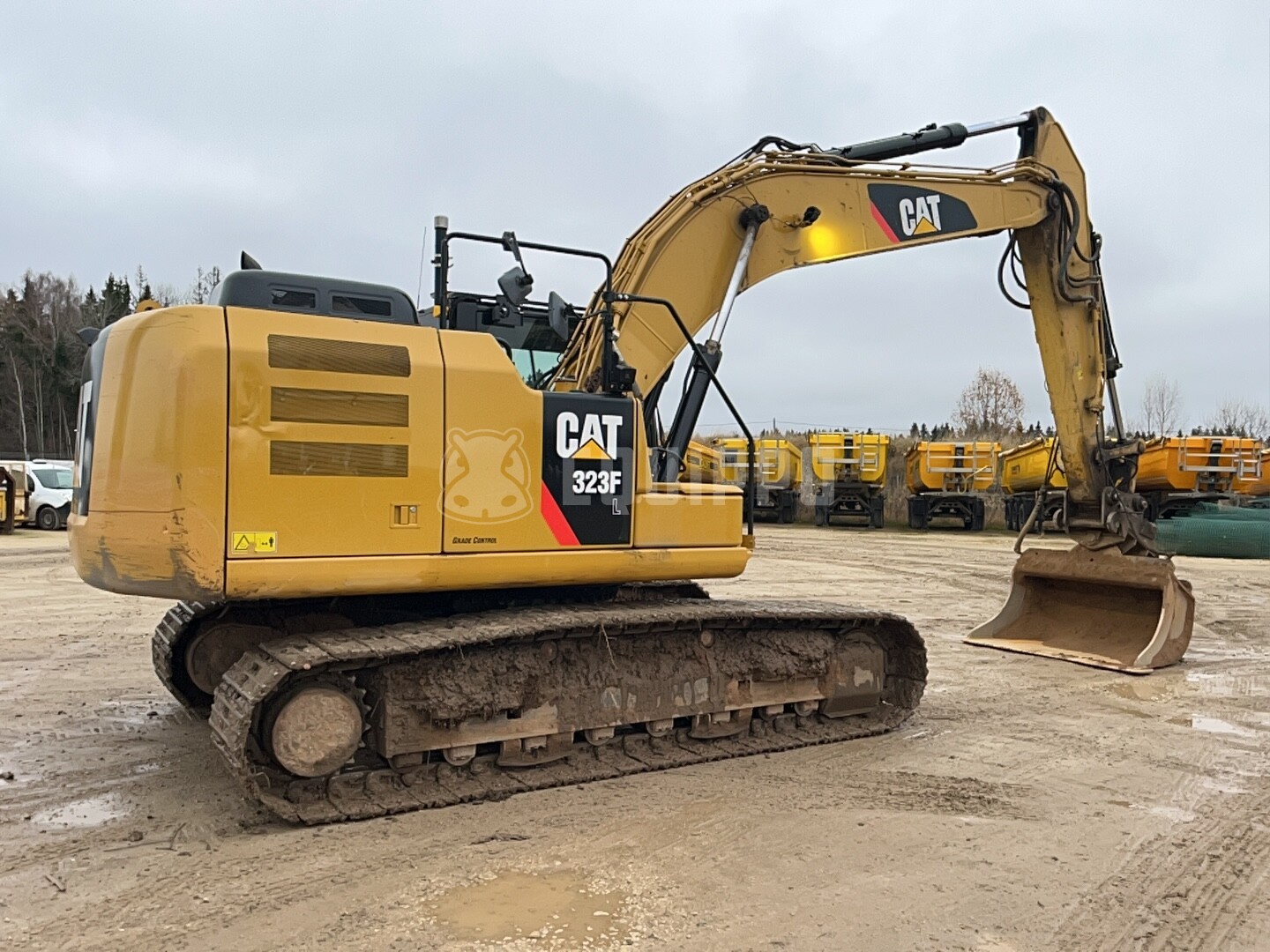 Caterpillar 323F L - - Used Tracked Excavator