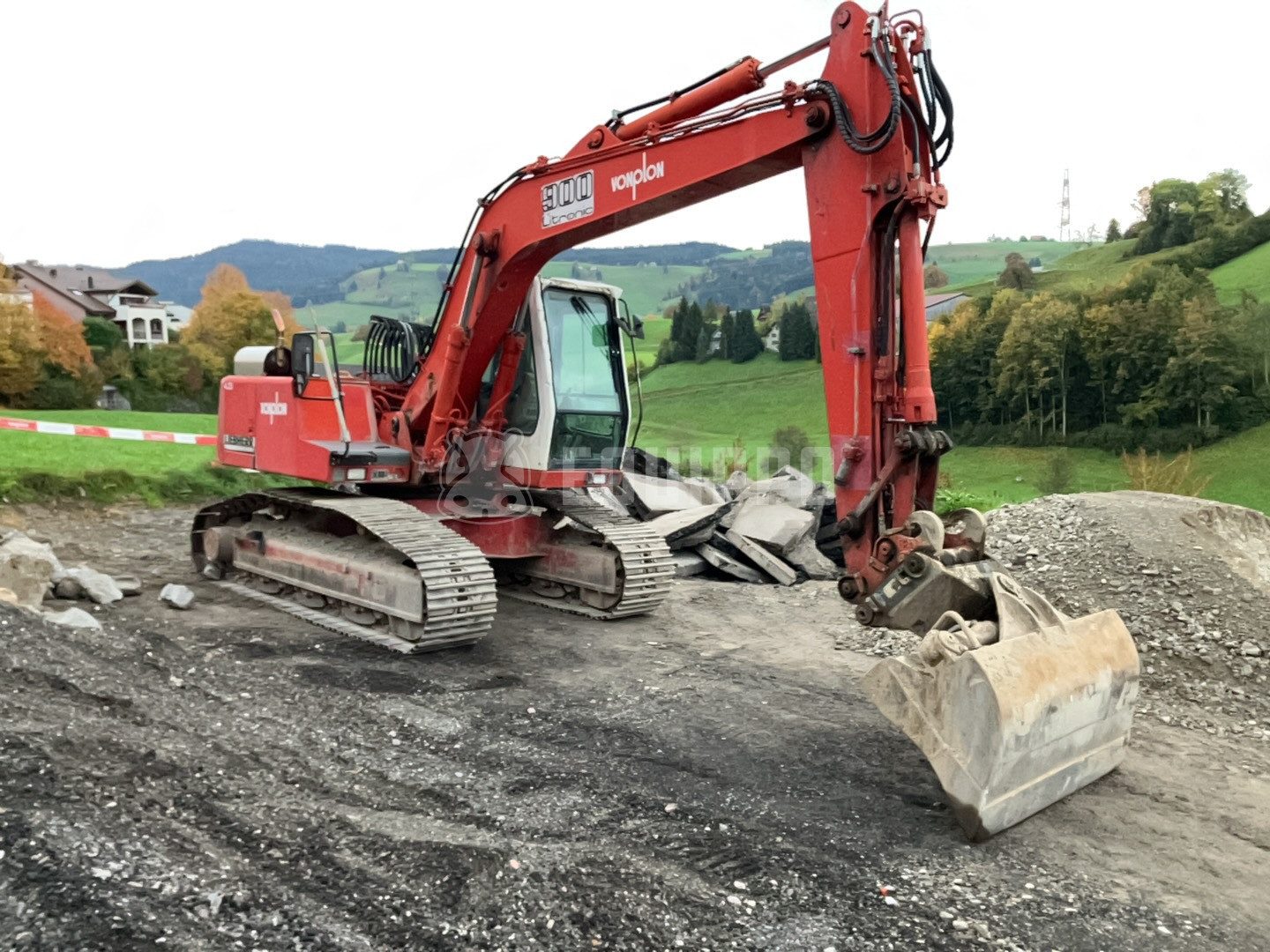 Liebherr R 900 B Litronic - - Used Tracked Excavator