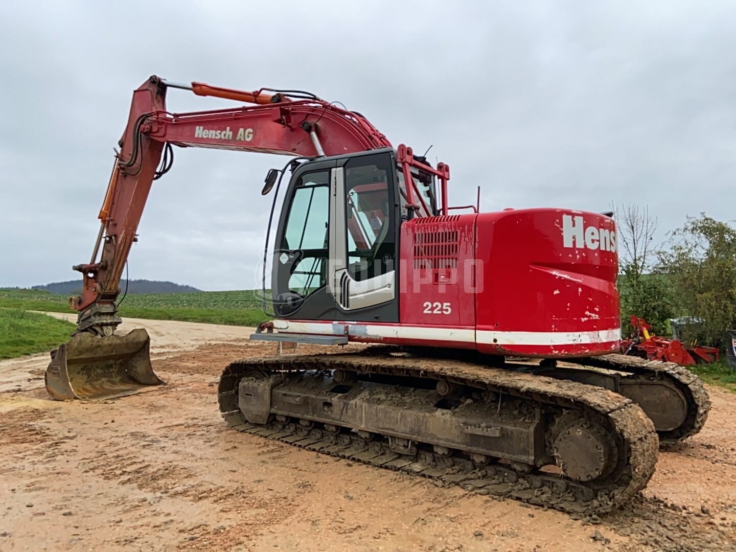 Hitachi ZX 225 USLC-3 - - Used Tracked Excavator