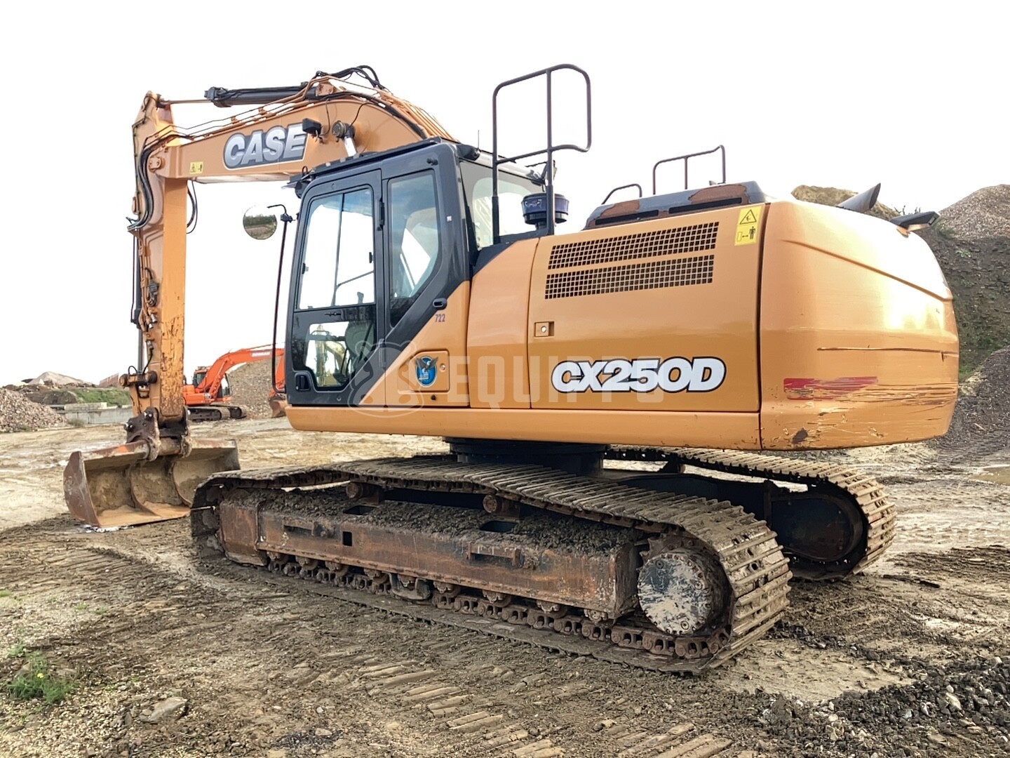 Case CX250D - - Used Tracked Excavator