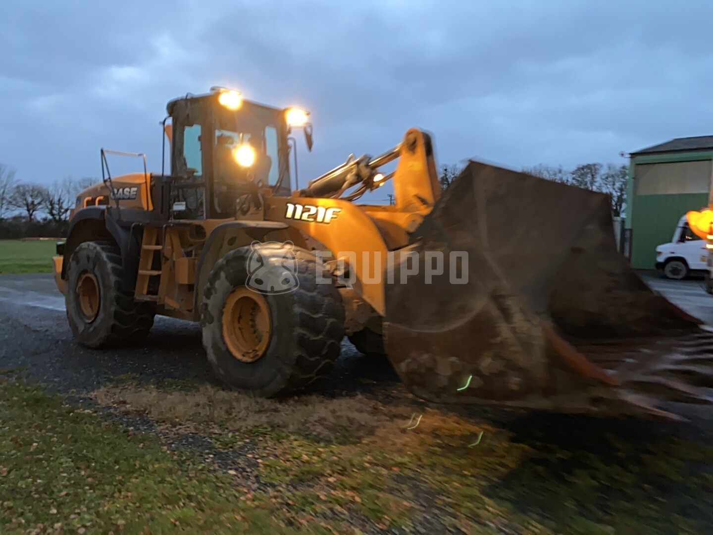 Case 1121 F - - Used Wheel Loader