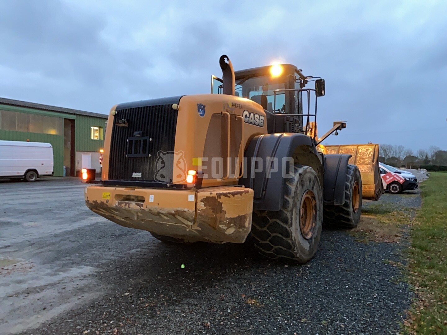 Case 1121 F - - Used Wheel Loader