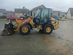 Caterpillar 906H - - Used Wheel Loader