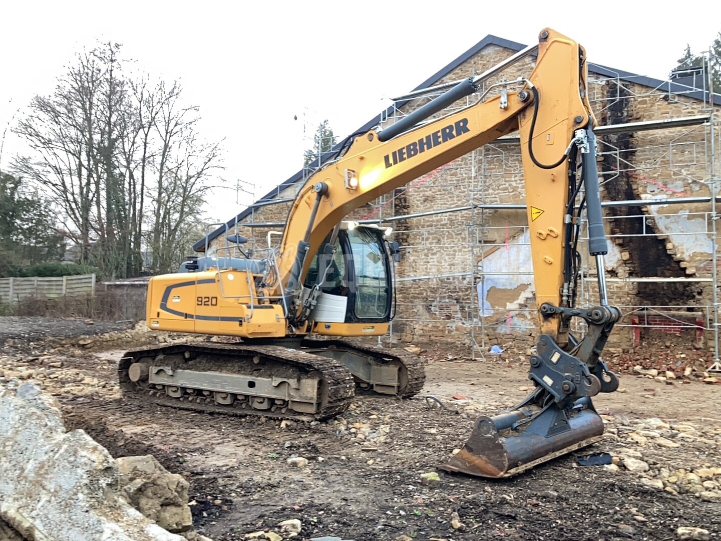 Liebherr R920 LC - - Used Tracked Excavator