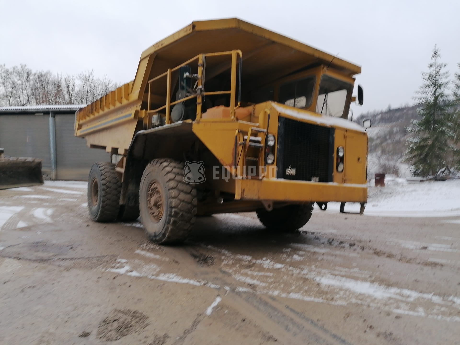 Euclid R 32  - - Used Rigid Dump Truck