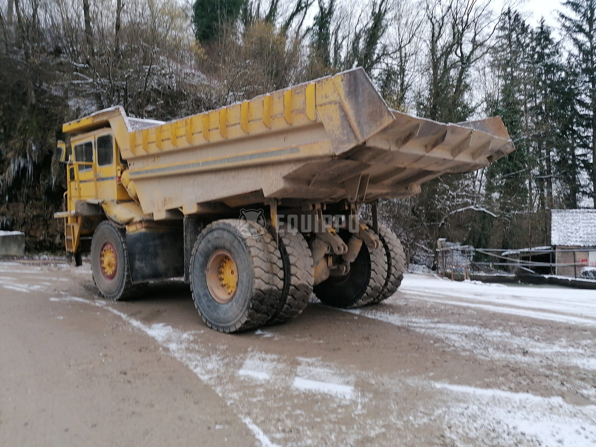 Euclid R 32  - - Used Rigid Dump Truck