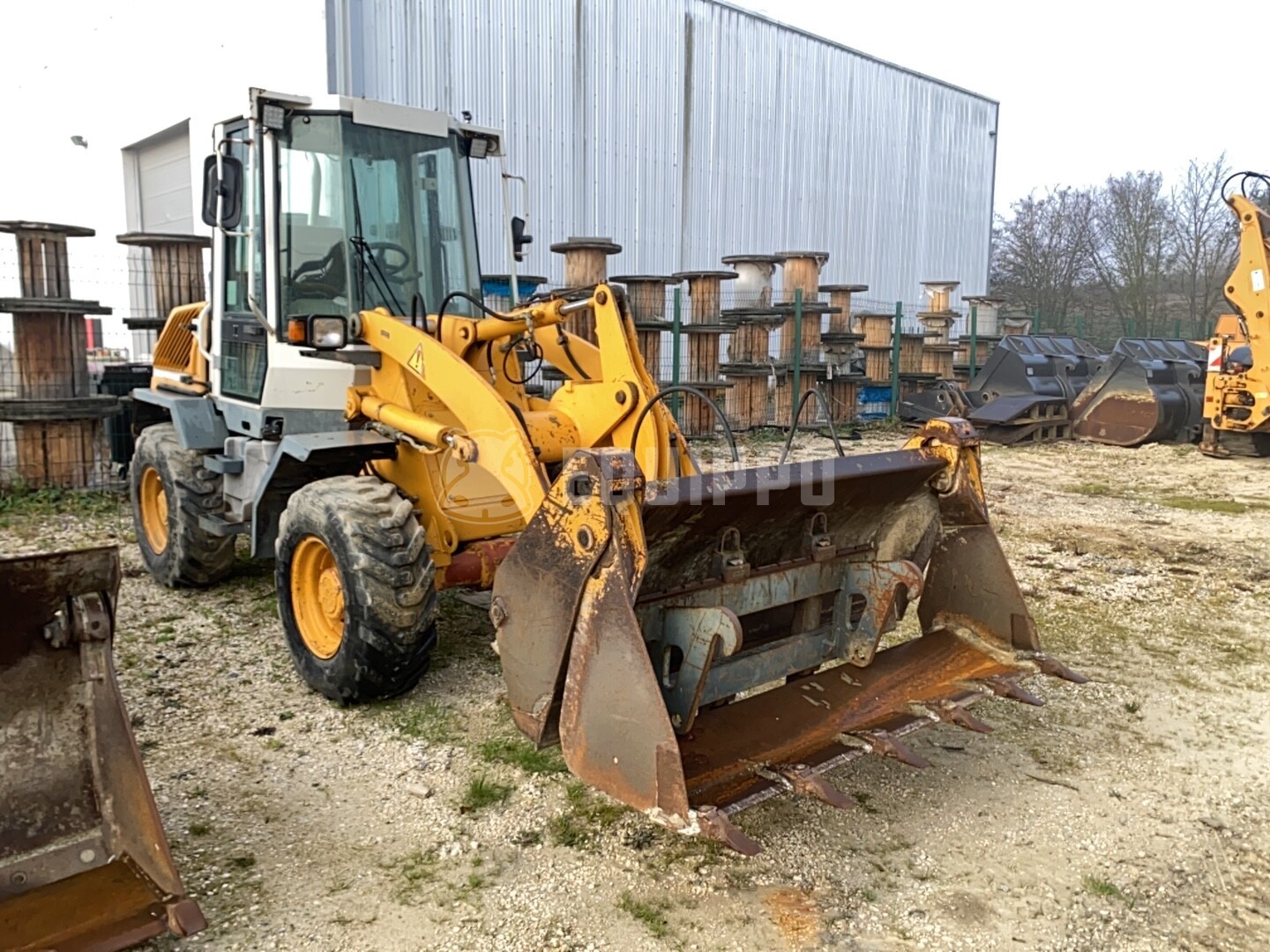 Liebherr L506 - - Used Wheel Loader