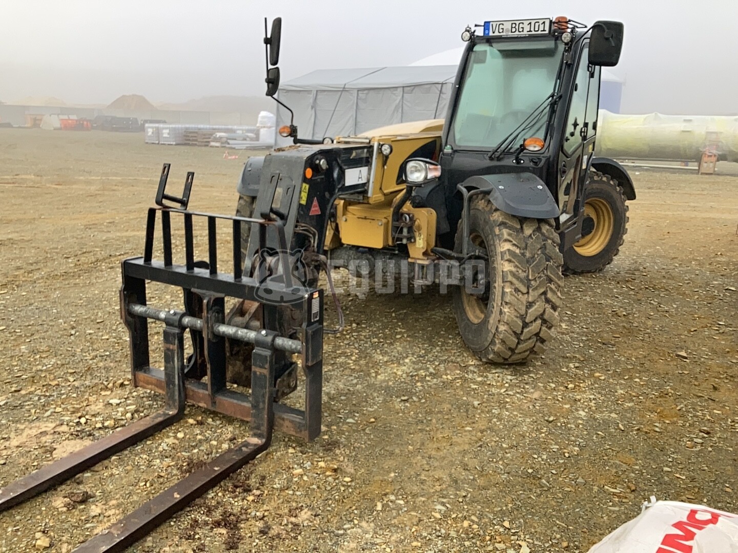Caterpillar TH408D - - Used Telescopic Forklift