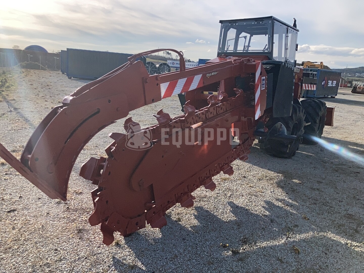 Ditch Witch R100 - - Used Trencher