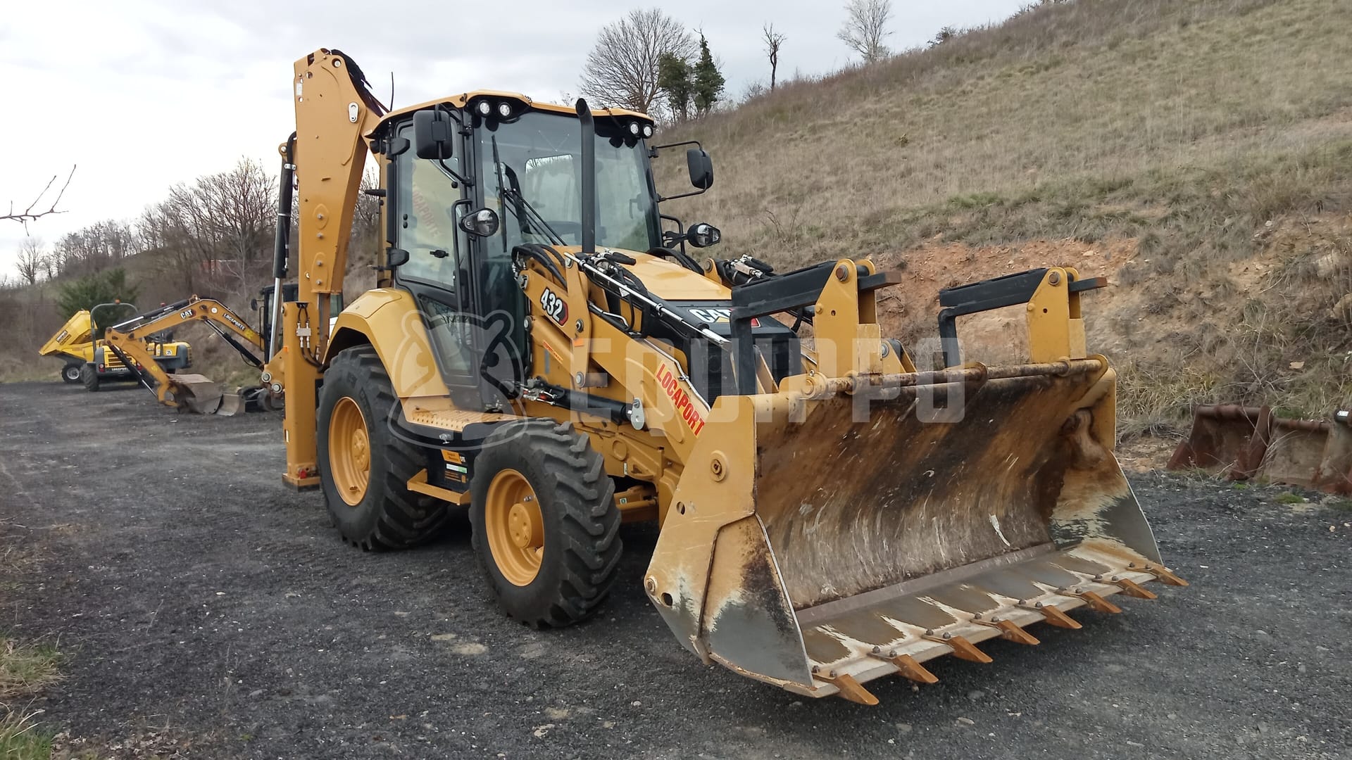 Caterpillar 432F2 - - Used Backhoe Loader
