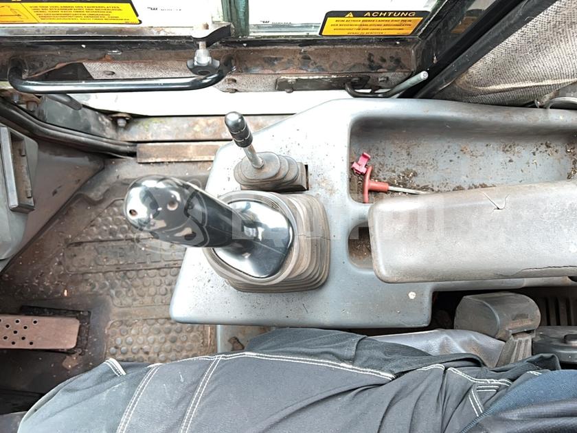 1998 ليبهير L522-44293916