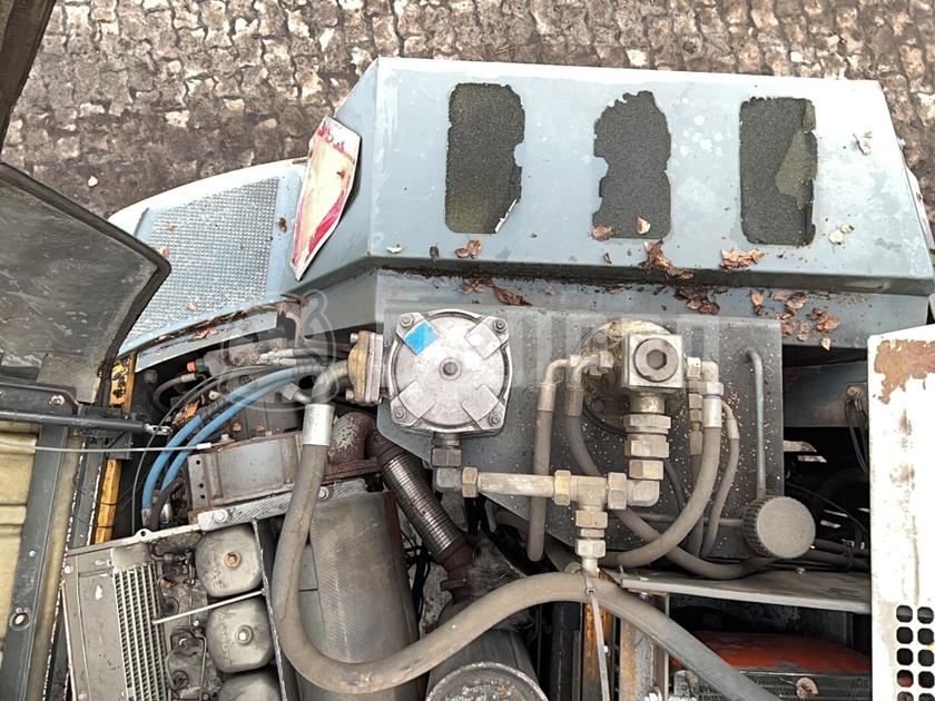 1998 ليبهير L522-44293948