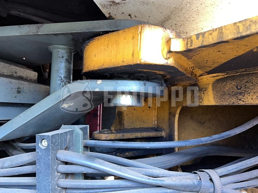 1998 ليبهير L522-44294065