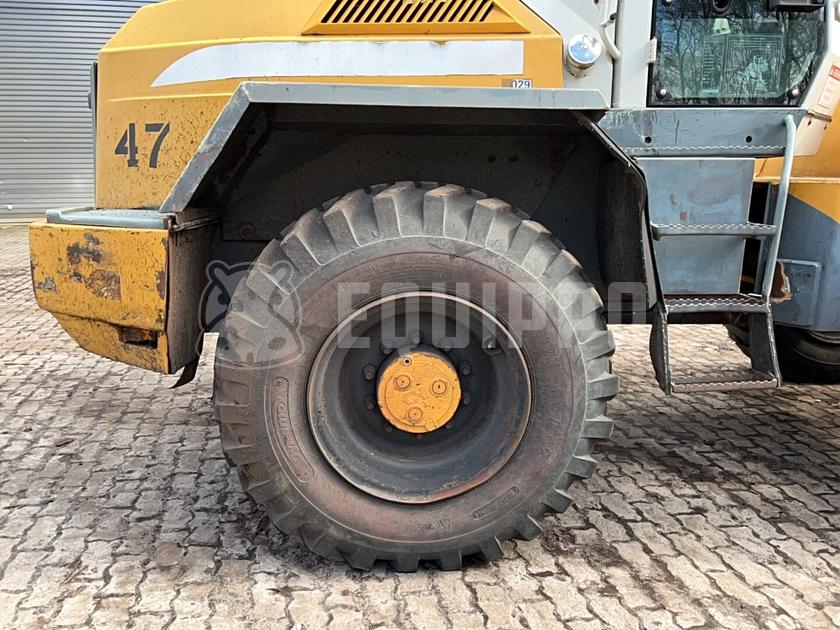 1998 ليبهير L522-44294027