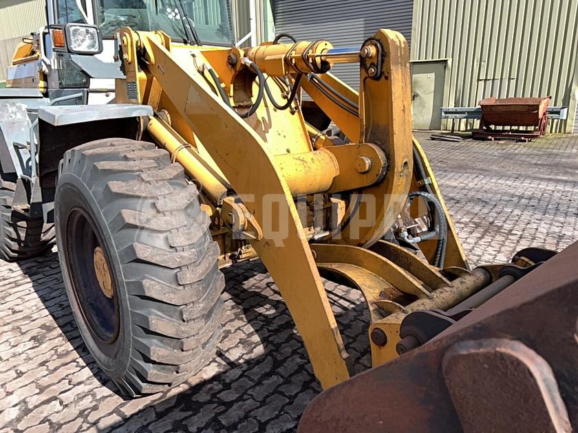 1998 ليبهير L522-44334944