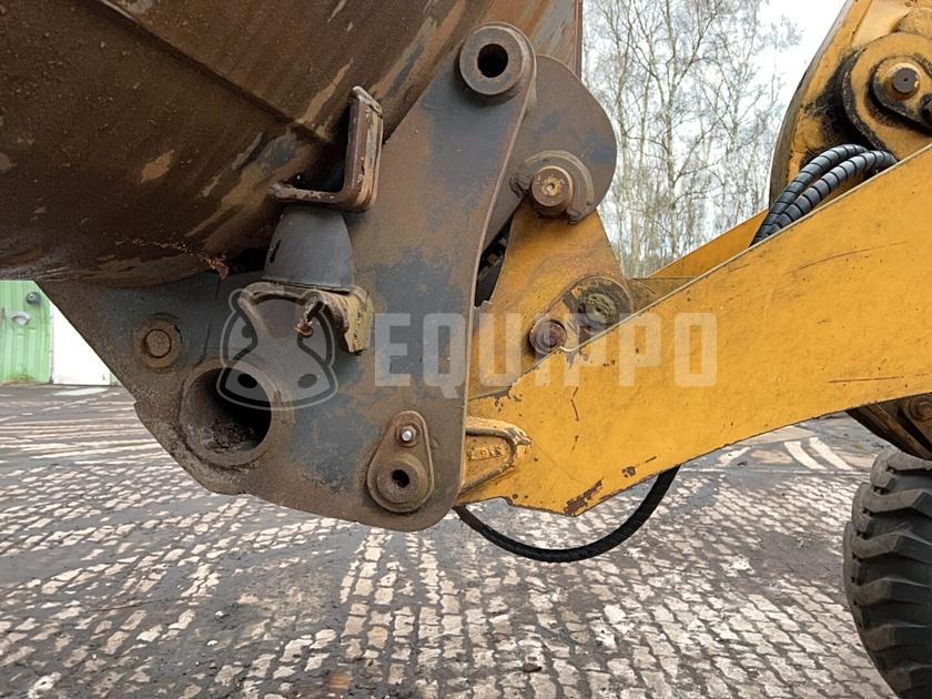 1998 ليبهير L522-44294406