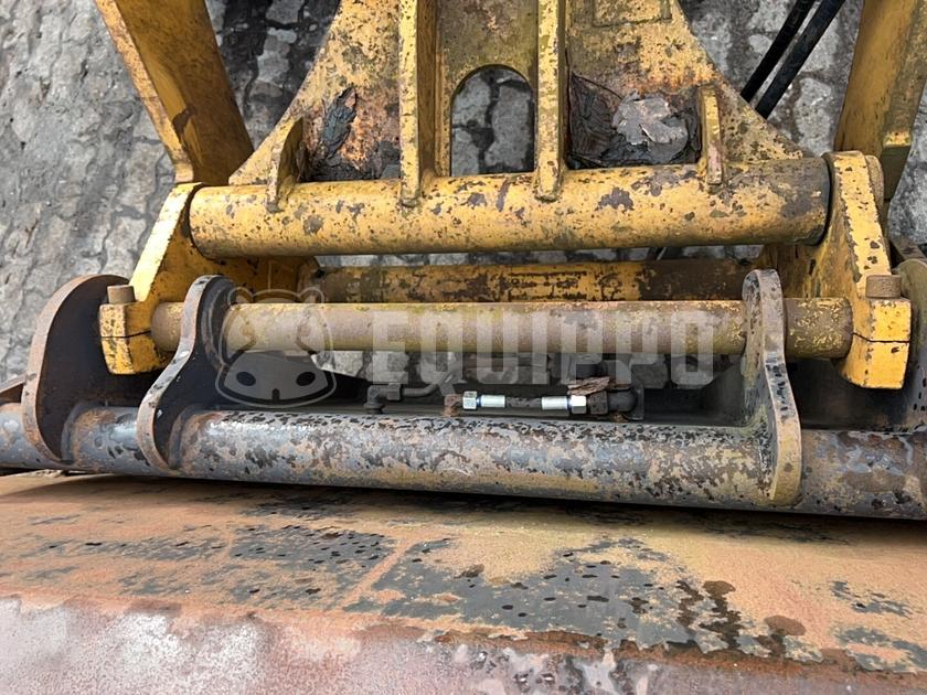 1998 ليبهير L522-44294410