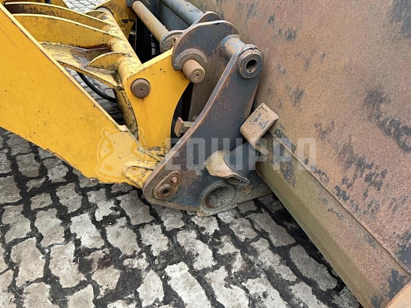 1998 ليبهير L522-44294412