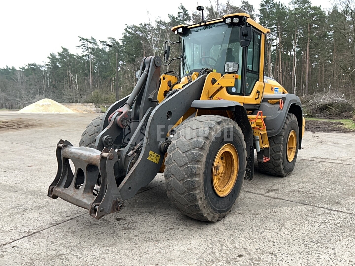 Volvo L110H - - Used Wheel Loader