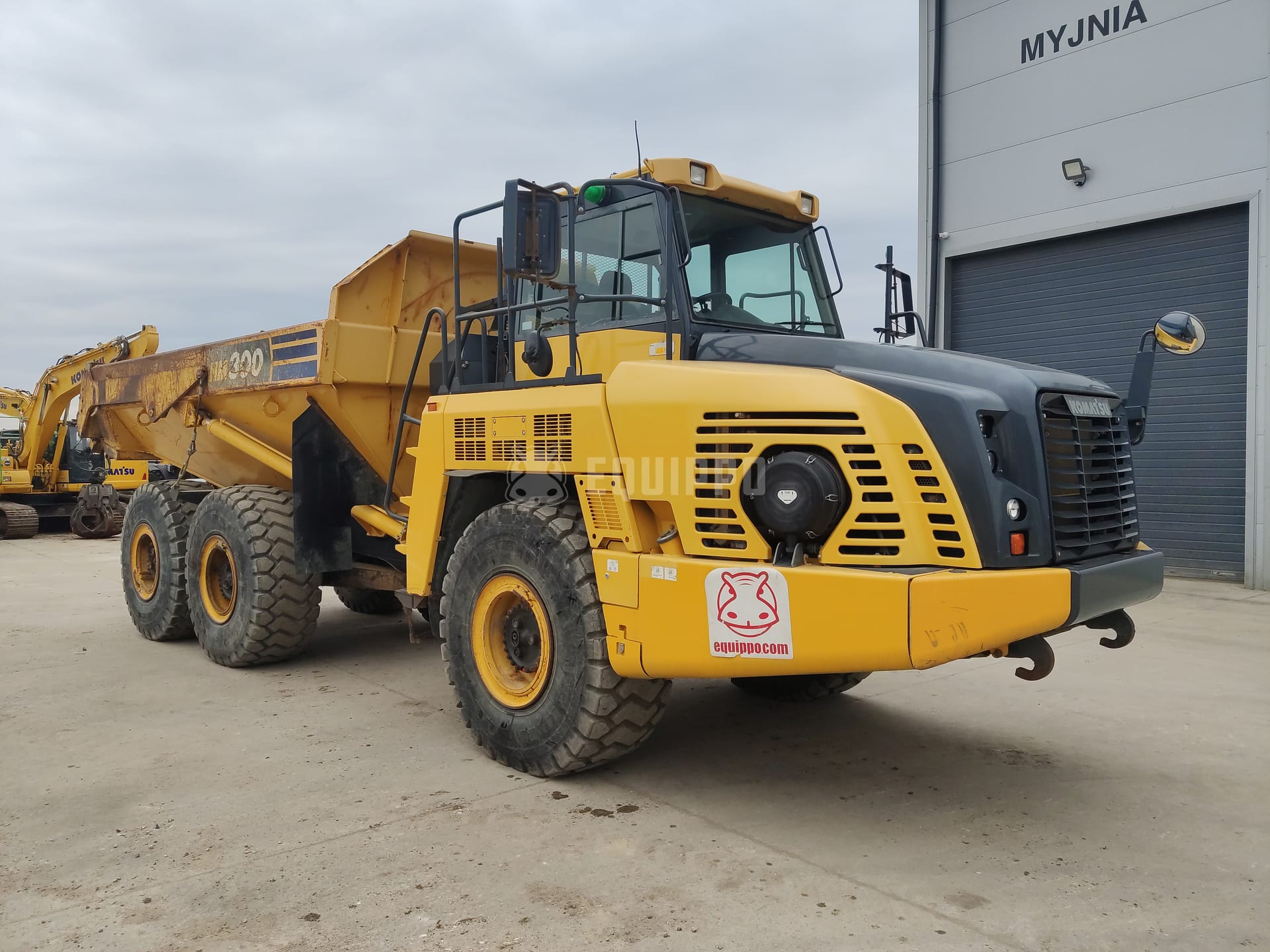 Komatsu HM300-5E0  - - Used Articulated Dump Truck