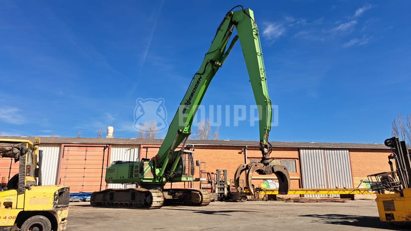 Picture of the Sennebogen 850R with hydraulic rotating grapple