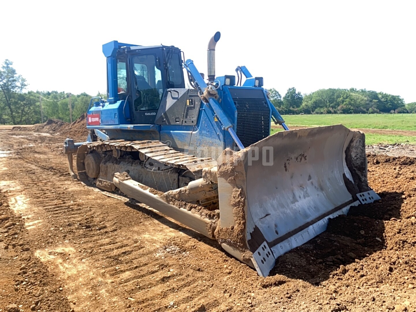 Komatsu D65EX-15  - - Gebruikte Rupsbulldozer