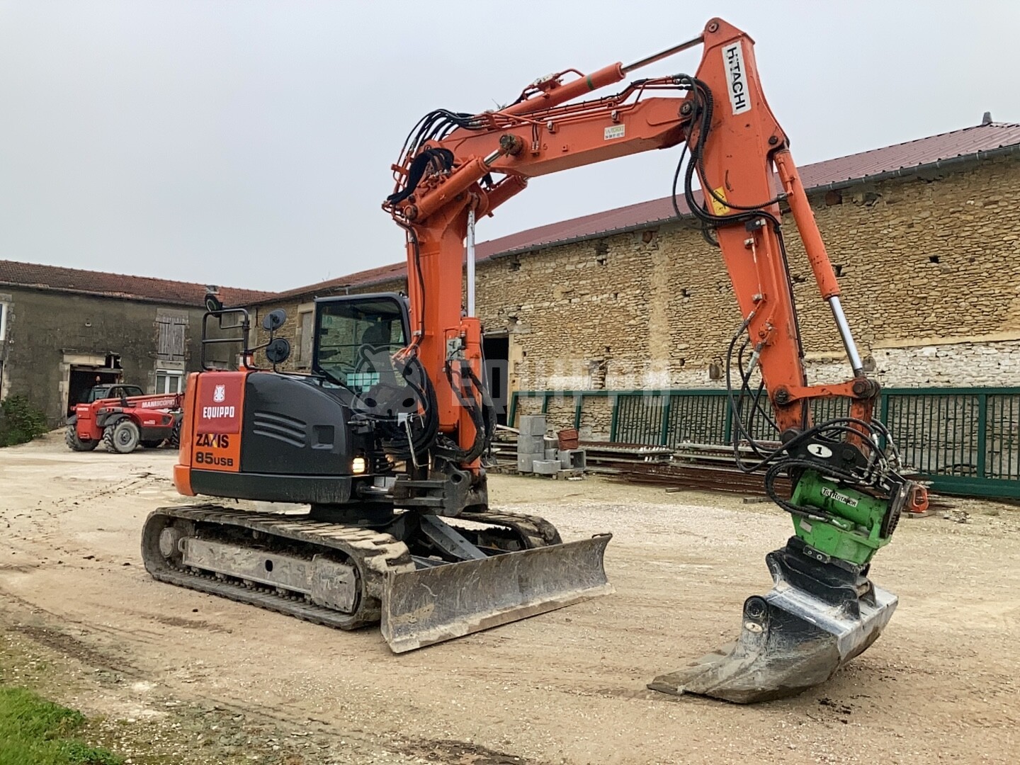 Hitachi ZX85USB-6 - - Used Midi Excavator 7t - 12t