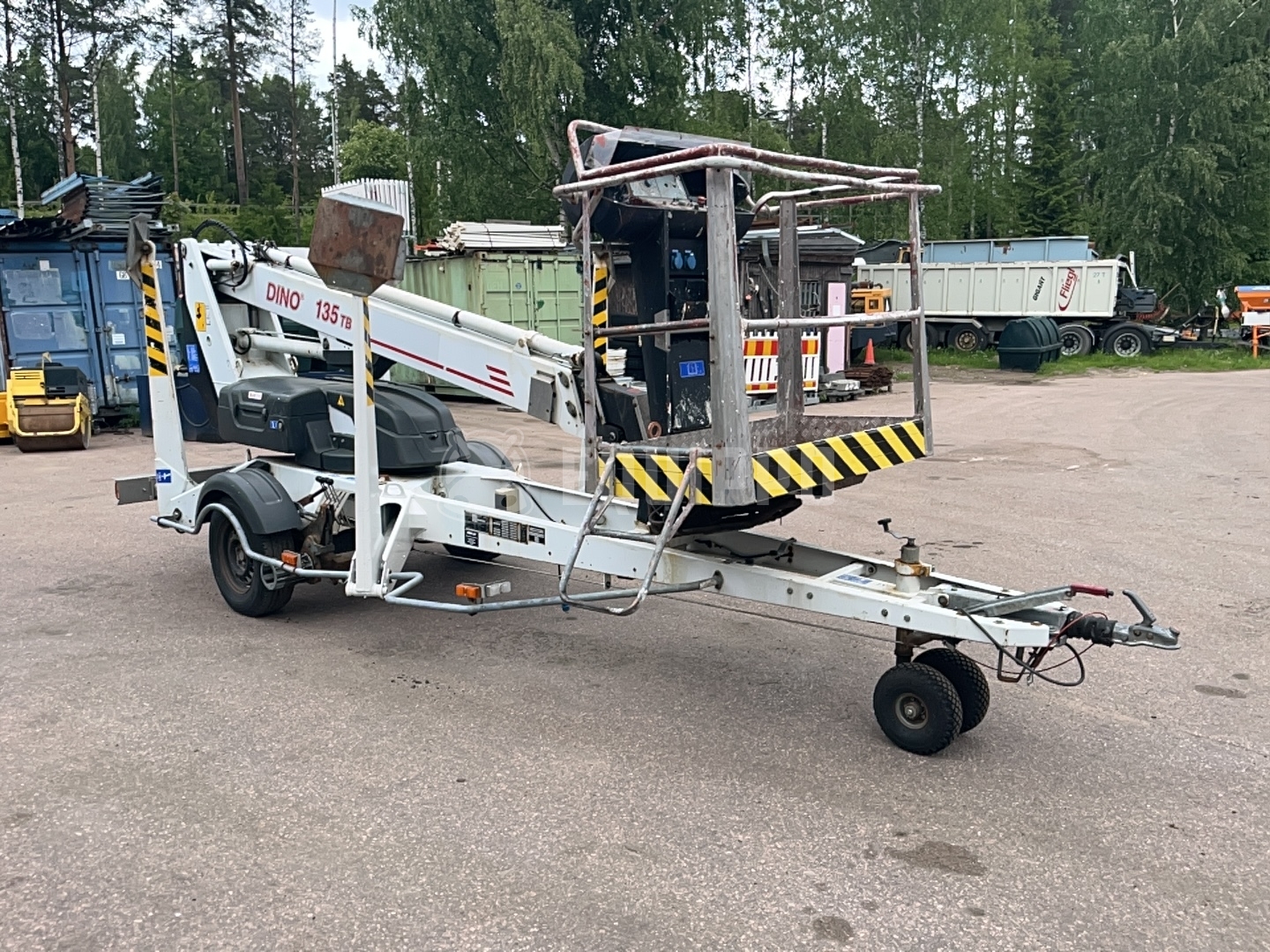 Dino Lift Dino 135TB  - - Used Trailer-Mounted Boom Lift