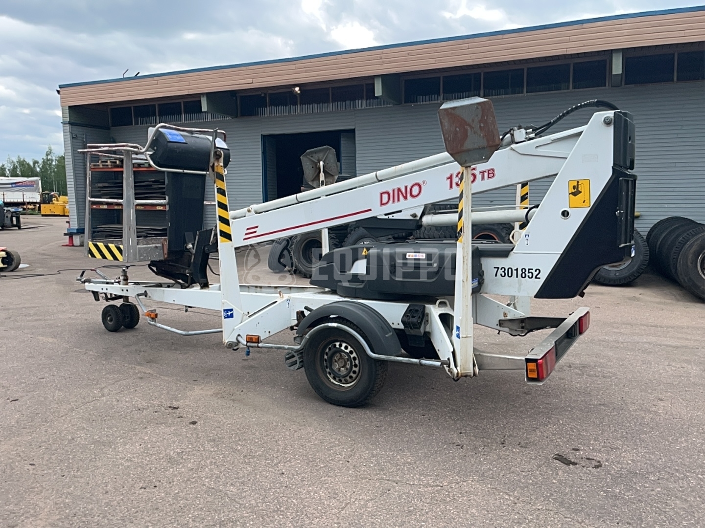Dino Lift Dino 135TB  - - Used Trailer-Mounted Boom Lift