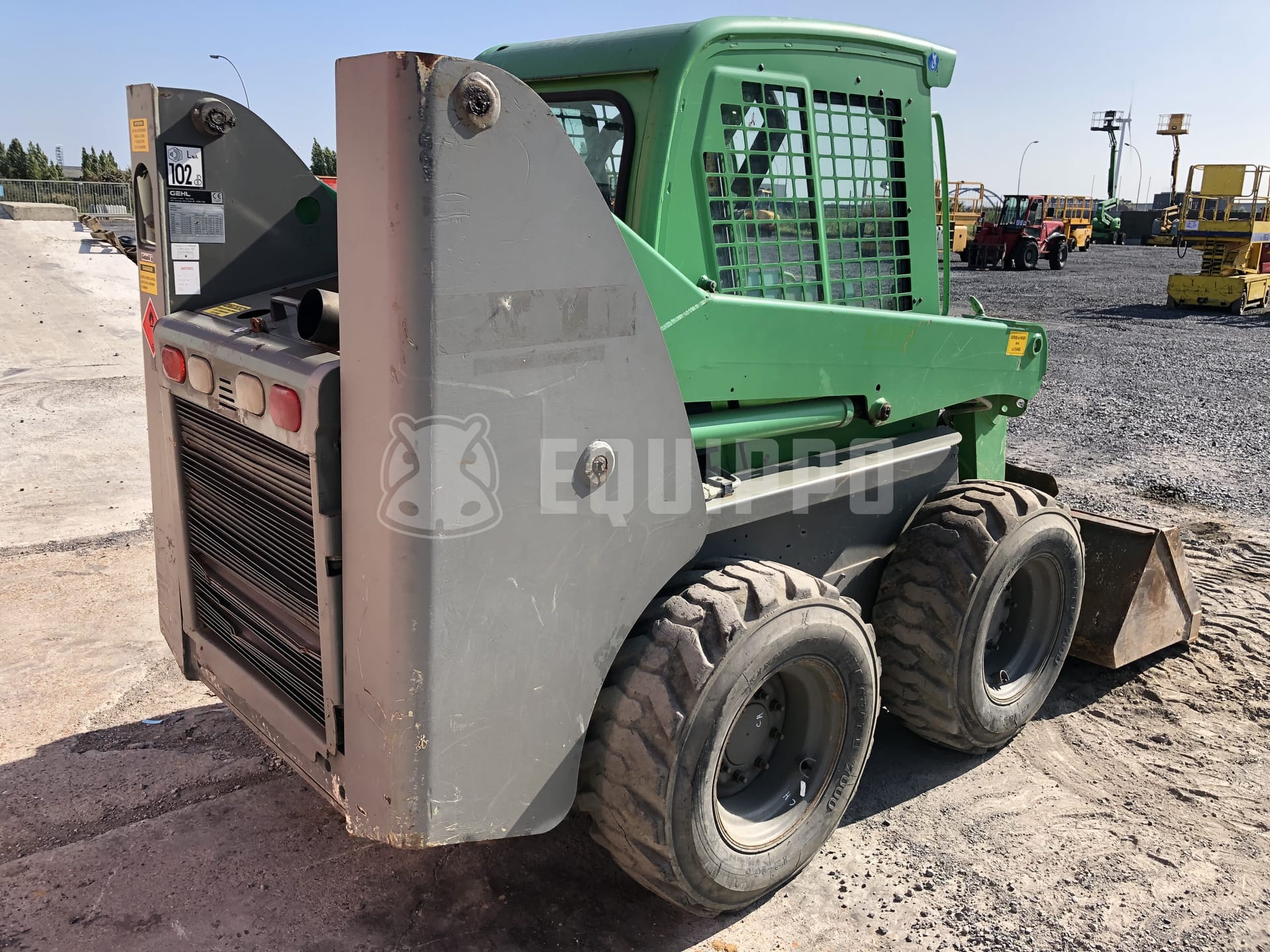 Gehl 5640  - - Used Loader