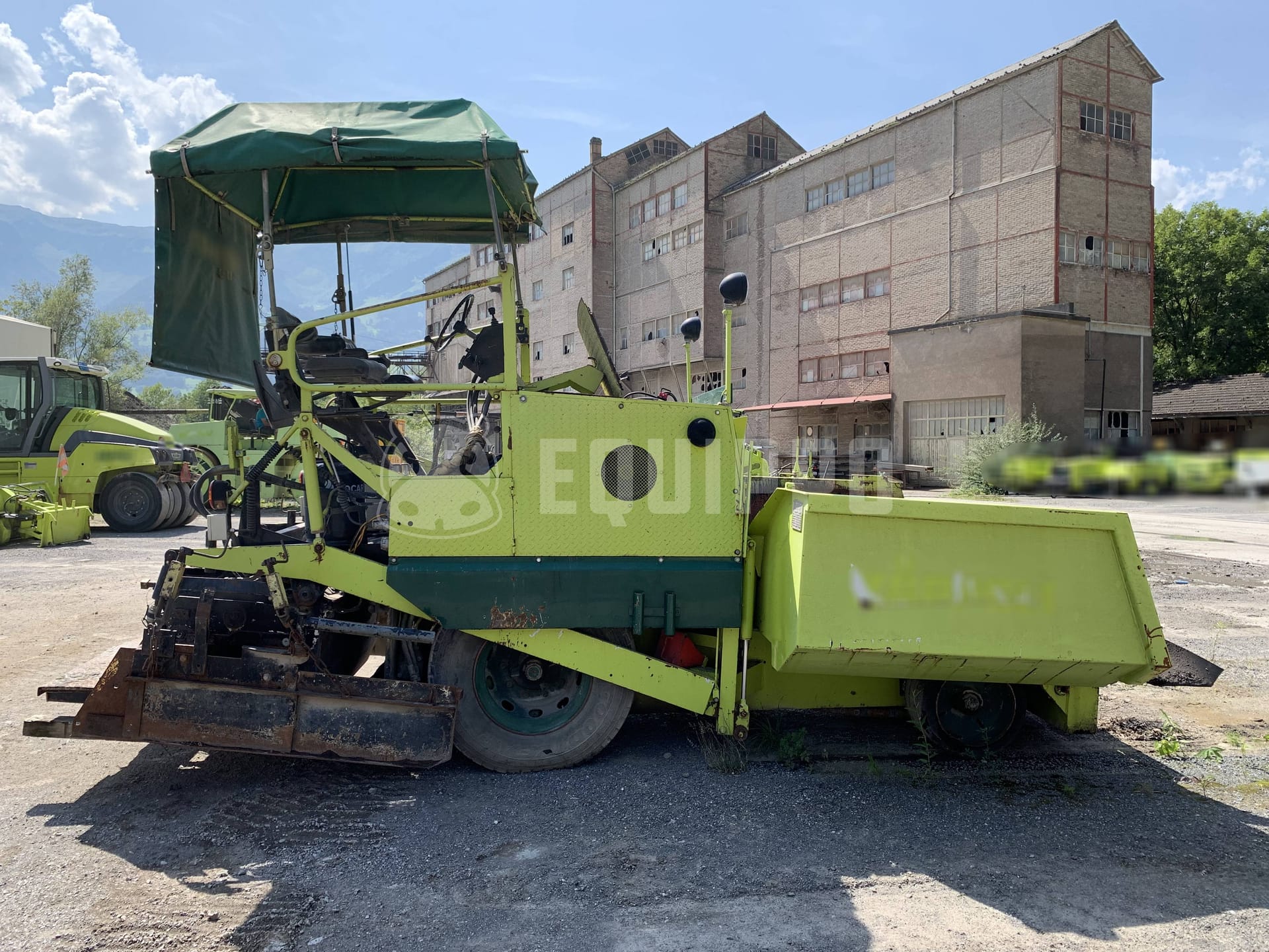 Dynapac-Hoes 5000R  - - Used Asphalt Paver