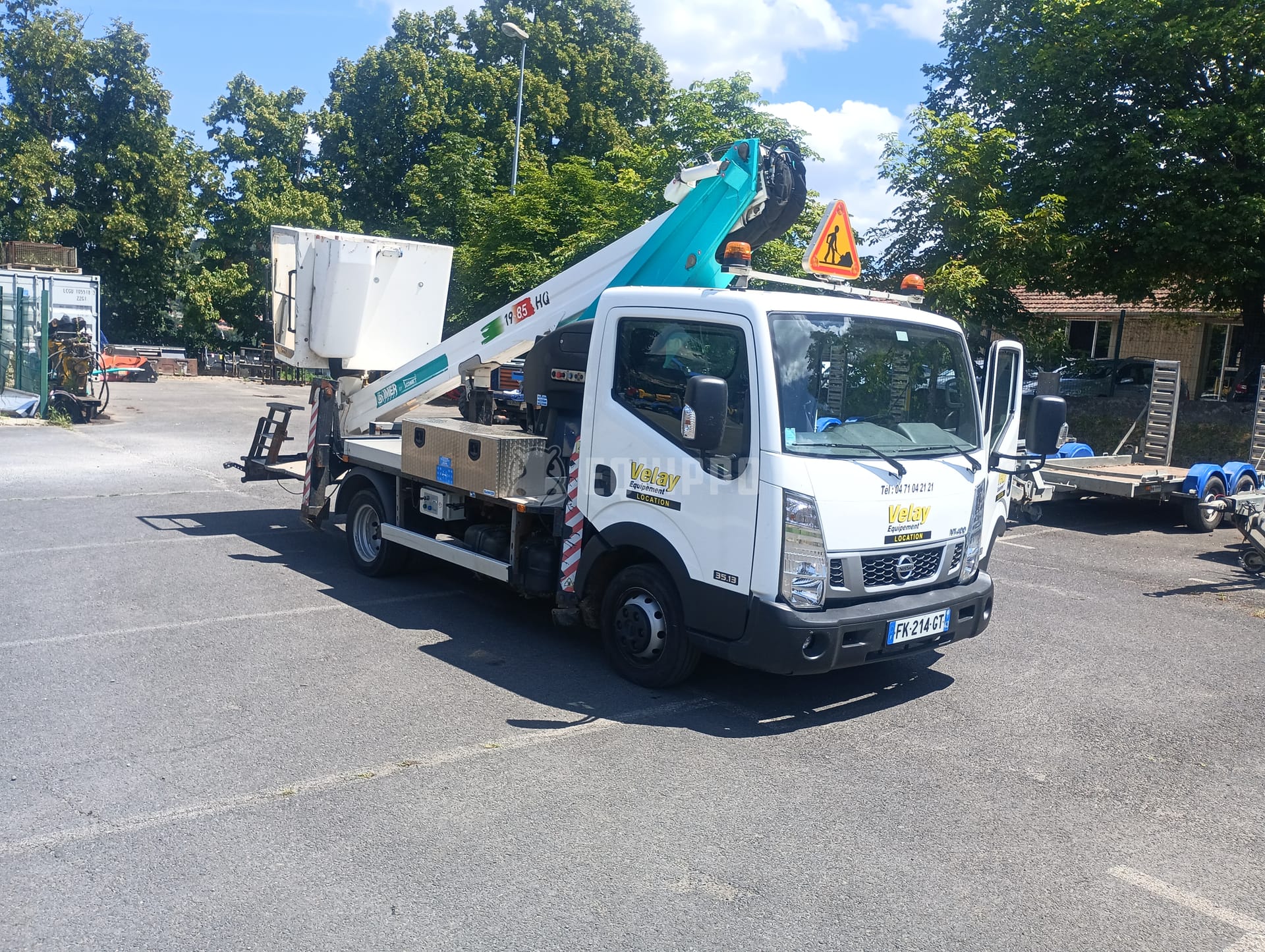 Nissan Imer 19 - - Used Truck-Mounted Boom Lift