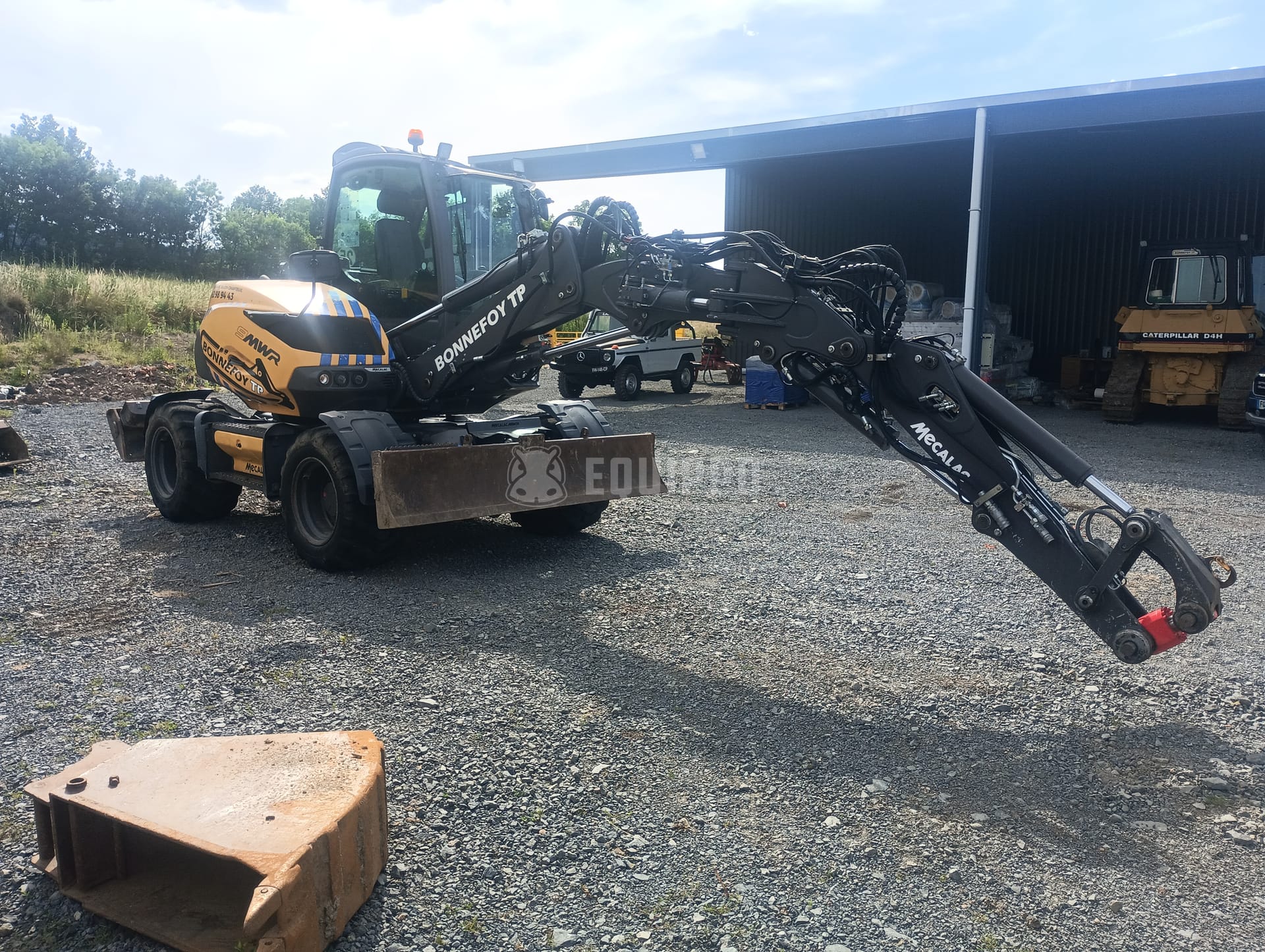Mecalac 9MWR with 5 buckets - - Used Wheeled Excavator