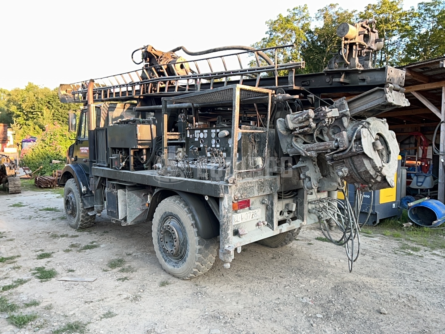 Nordmeyer DSB 1/3.5 on Unimog U1850 on Unimog U1850 chassis - - Used Drill
