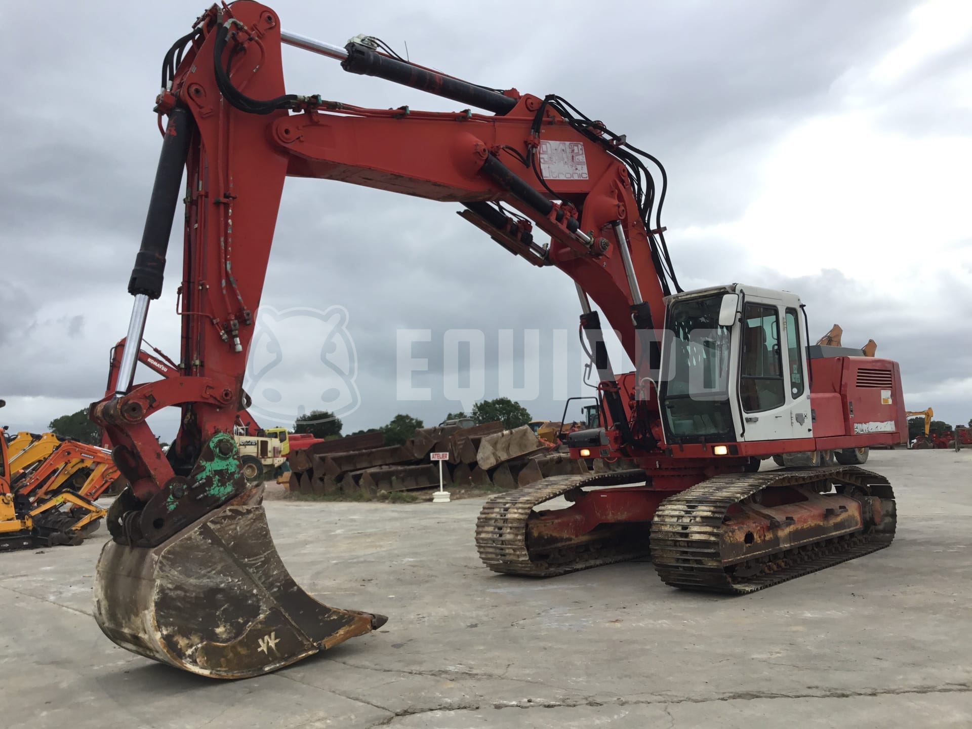 Liebherr R942HDS Litronic  - - Used Tracked Excavator