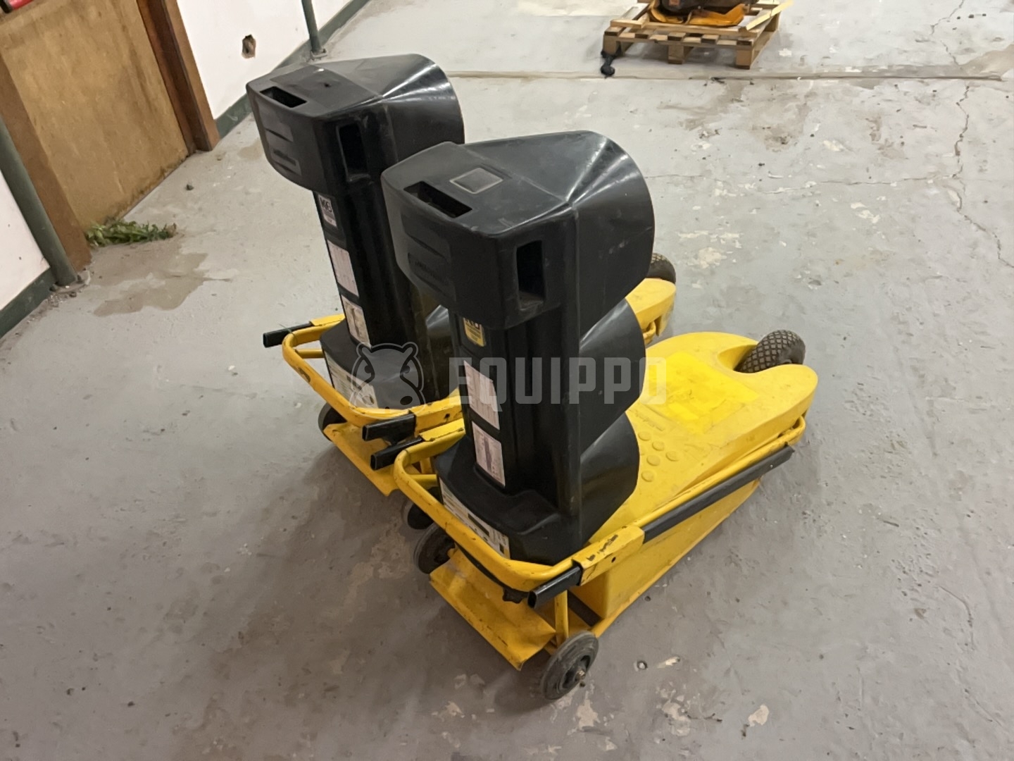 Lacroix FC15 Trafficlight set  - - Used Small Equipment