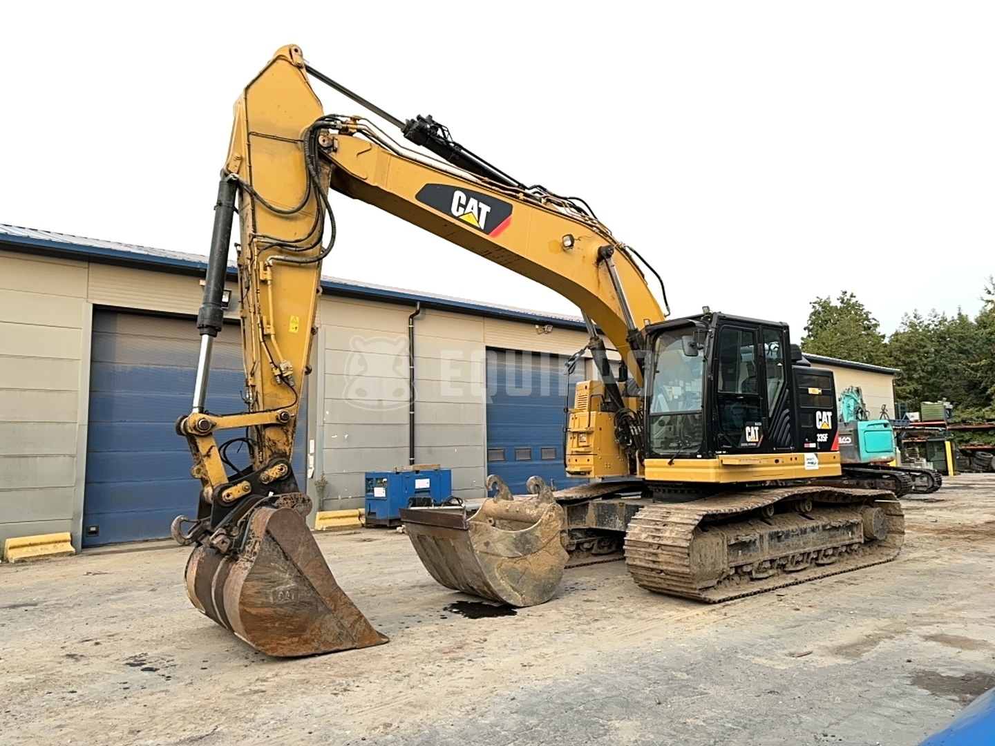 Caterpillar 335F L with 2 buckets - - Used Tracked Excavator