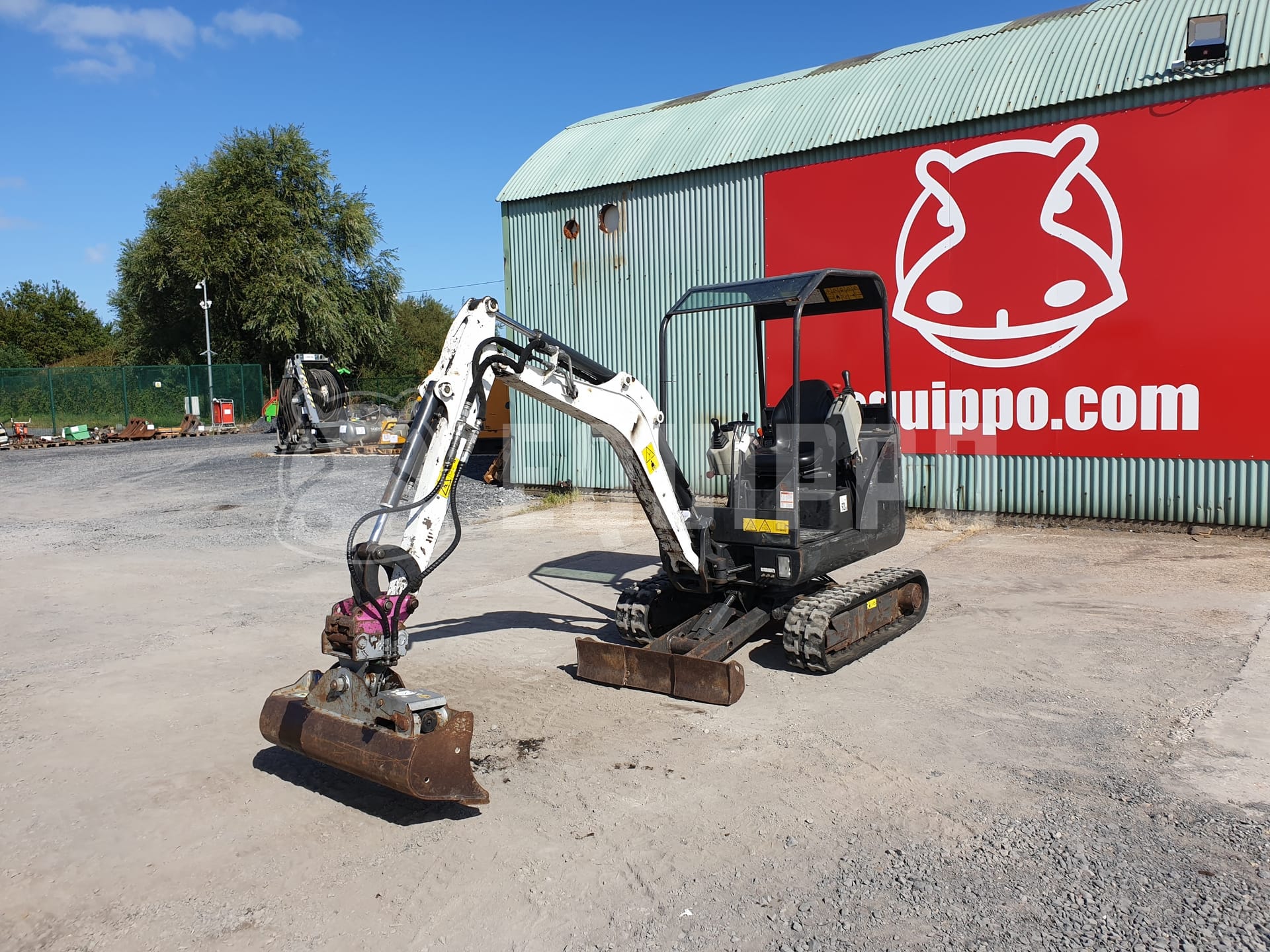 Bobcat E16AEM  - - Used Mini Excavator  < 7t