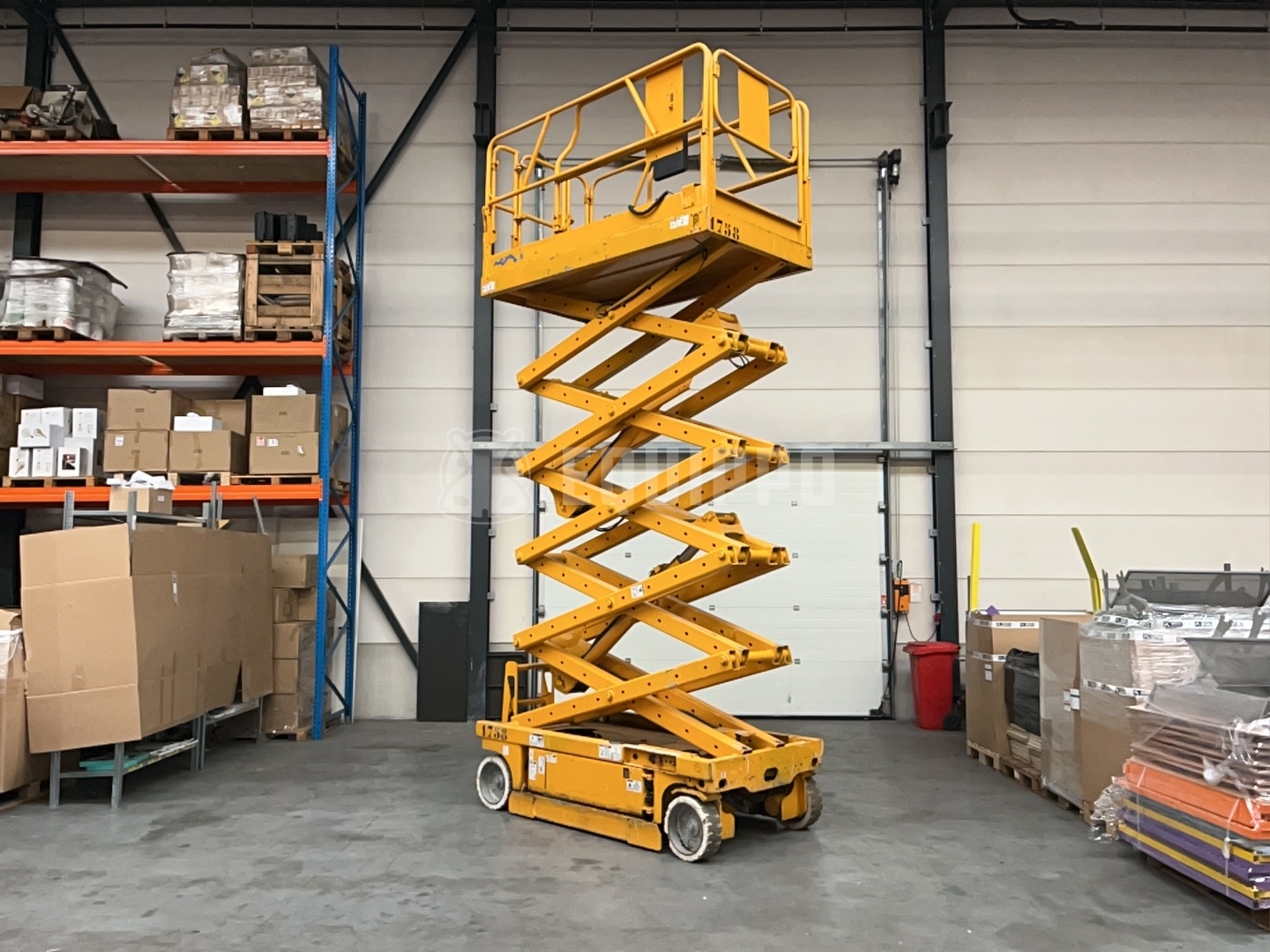 Genie GS-3246 (9.92 meters) - - Used Scissor Lift
