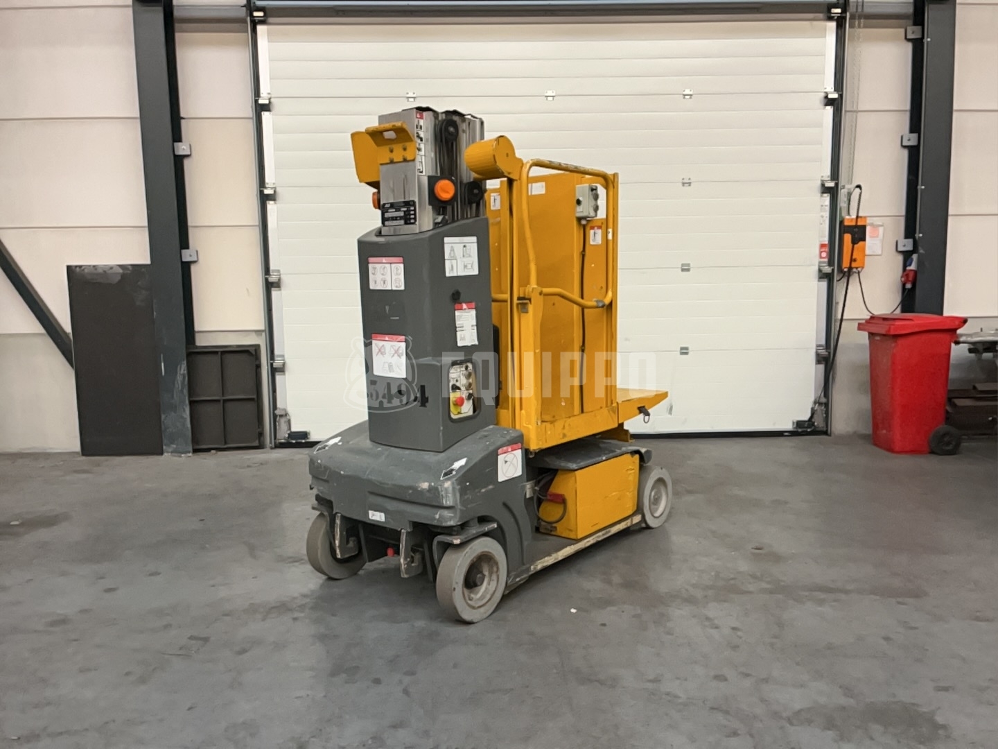 JLG Toucan Duo - - Used Vertical Mast Lift
