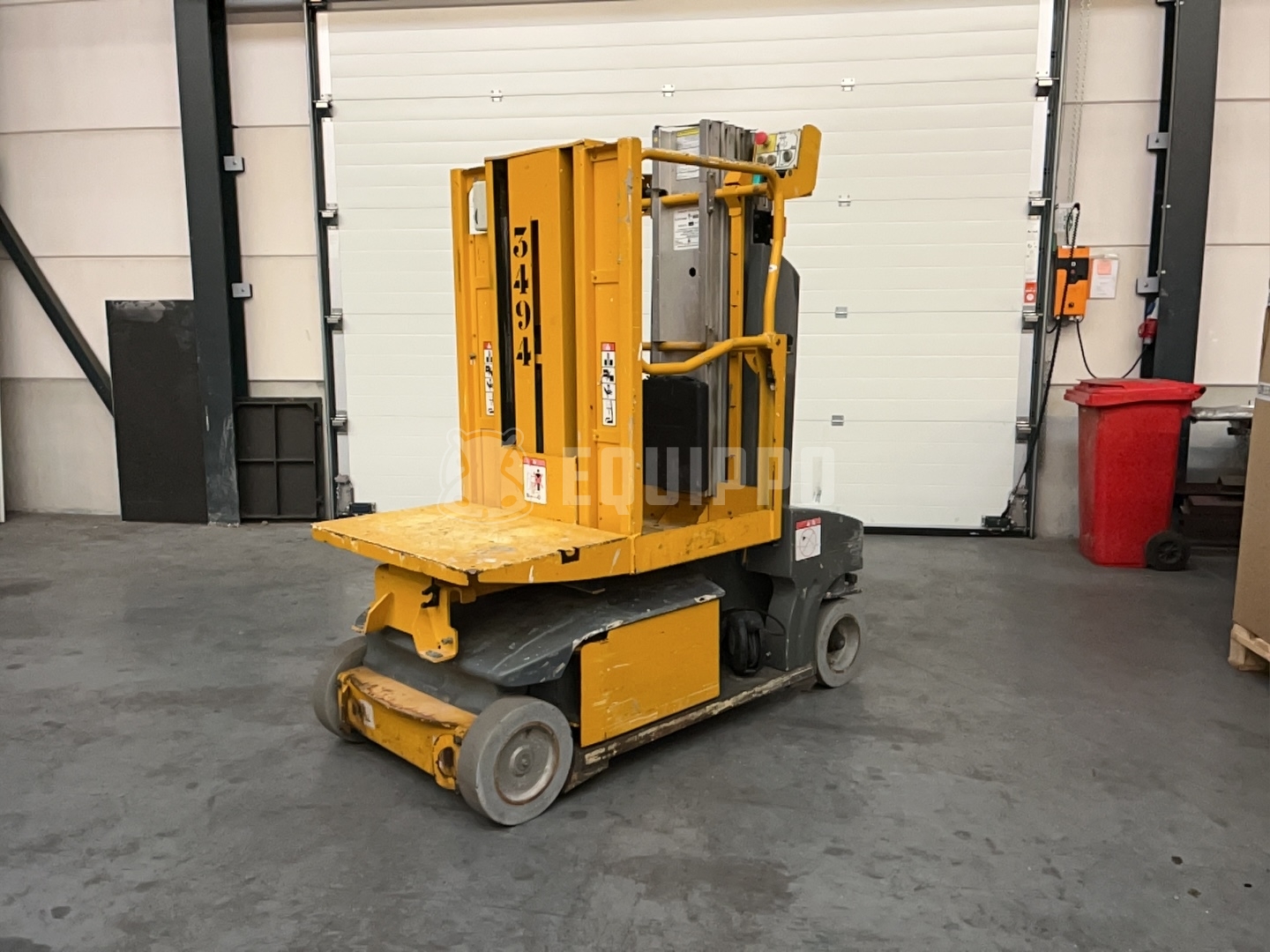 JLG Toucan Duo - - Used Vertical Mast Lift