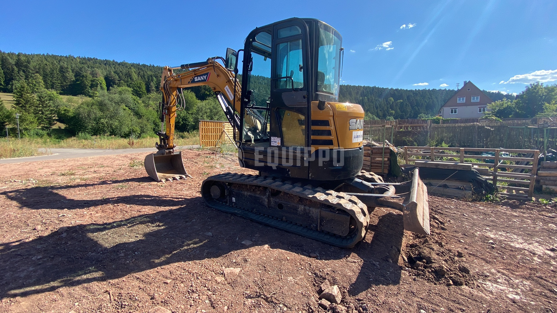 Sany SY50 U with 3 buckets - - Used Mini Excavator < 7t