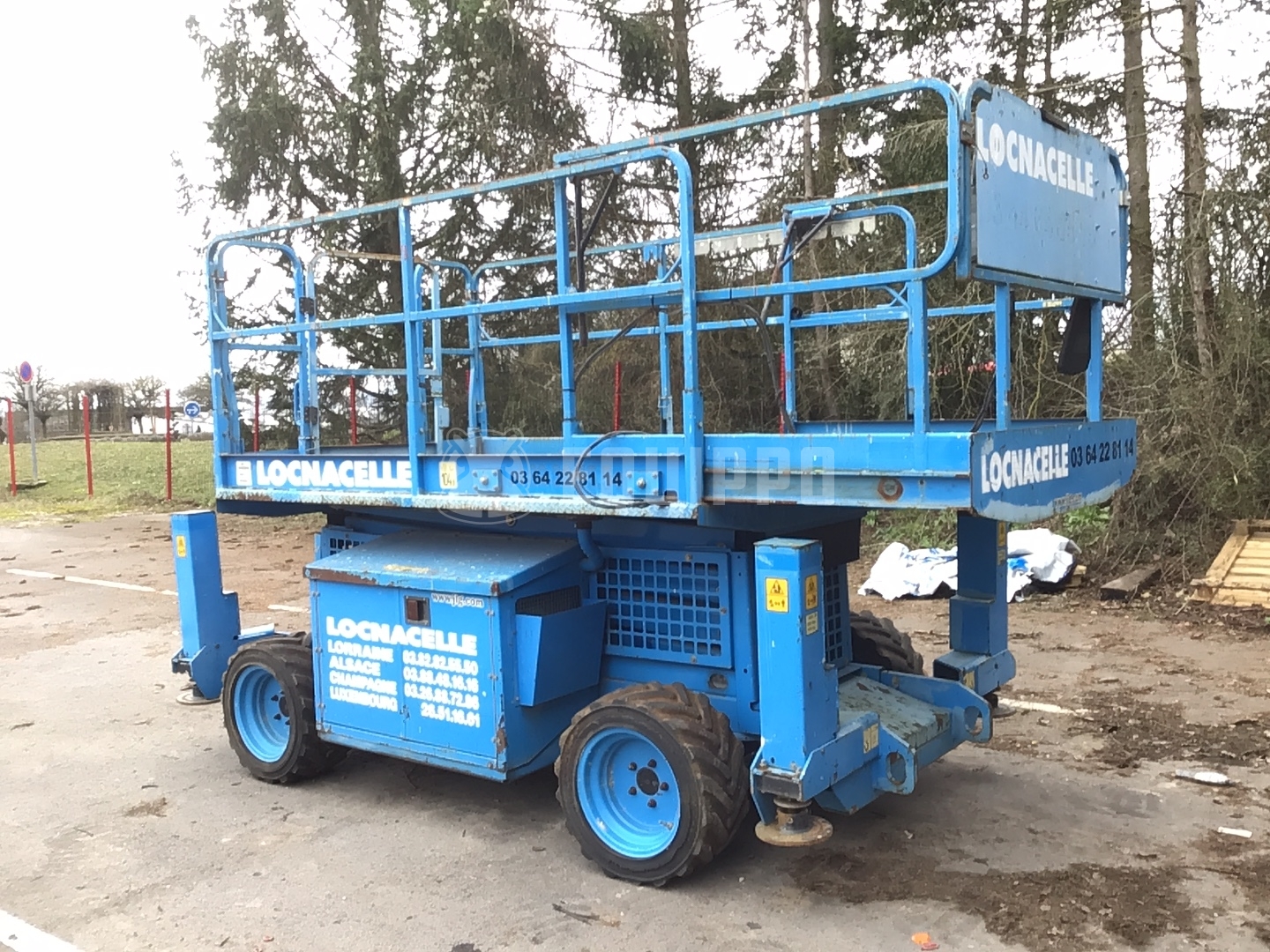 JLG 260MRT (7.92 meters) - - Used Scissor Lift