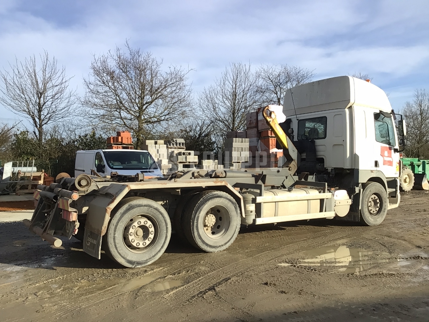 DAF CF 85.410 sleepercab and hook-arm system - - Used Tipper Truck