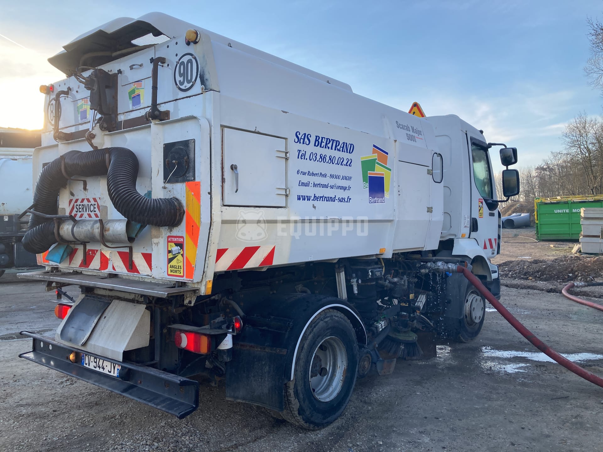 Renault 220 Scarab Major 5001 - - Used Sweeper