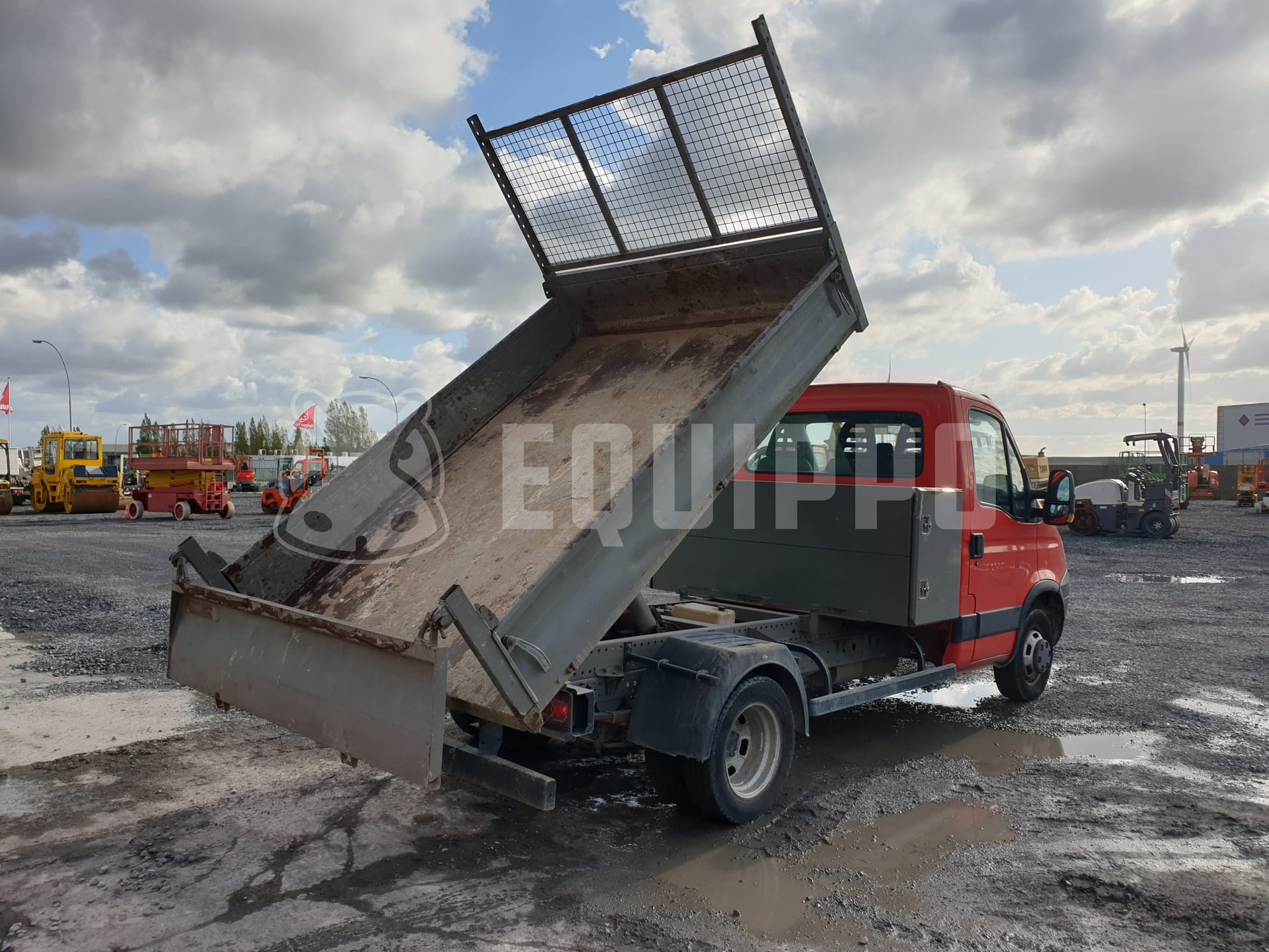 Iveco 35C13 w/ Dump  - - Used Dump Truck