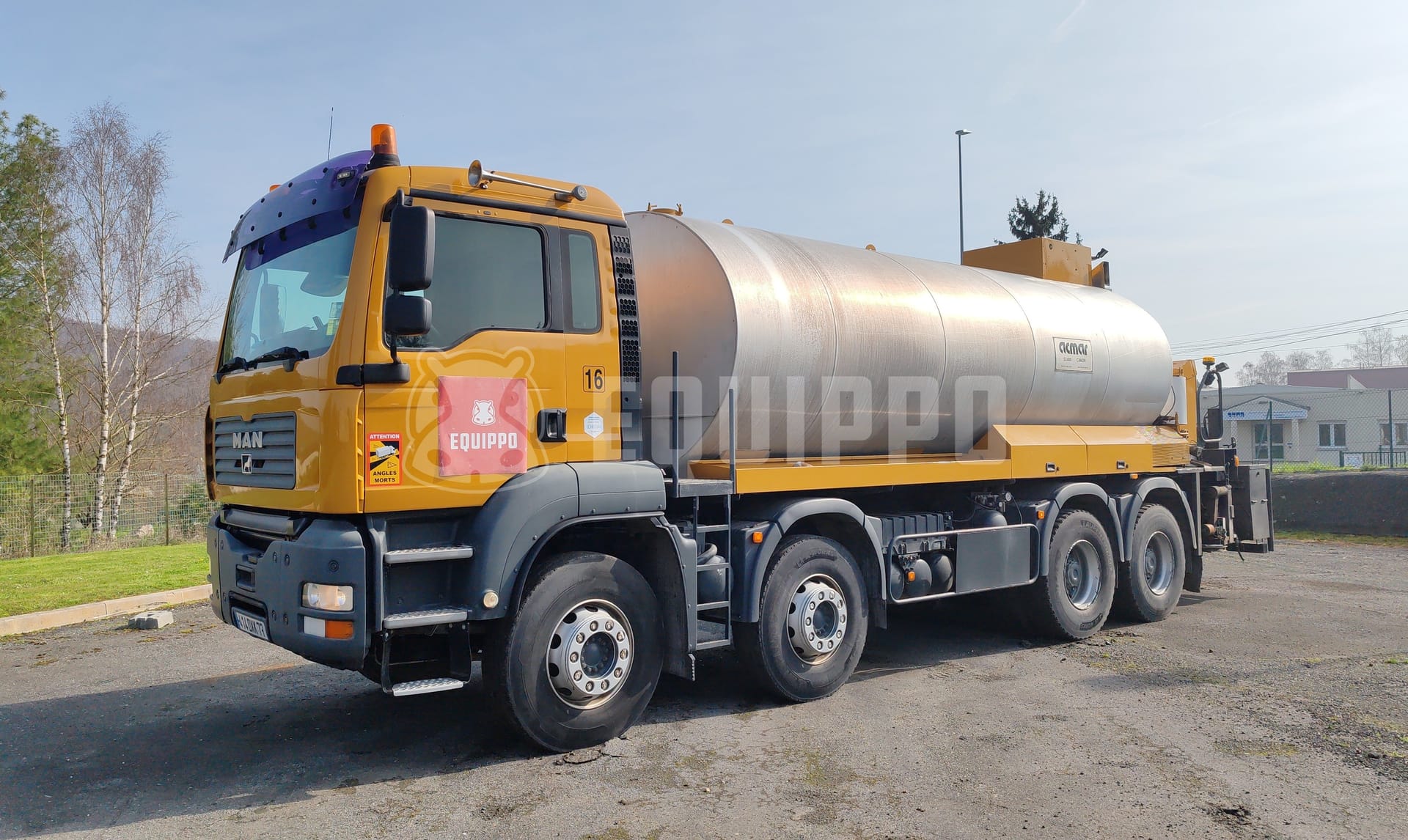 MAN TGA 35.430 8x4 BL with Acmar bitumen sprayer - - Used Asphalt Sprayer